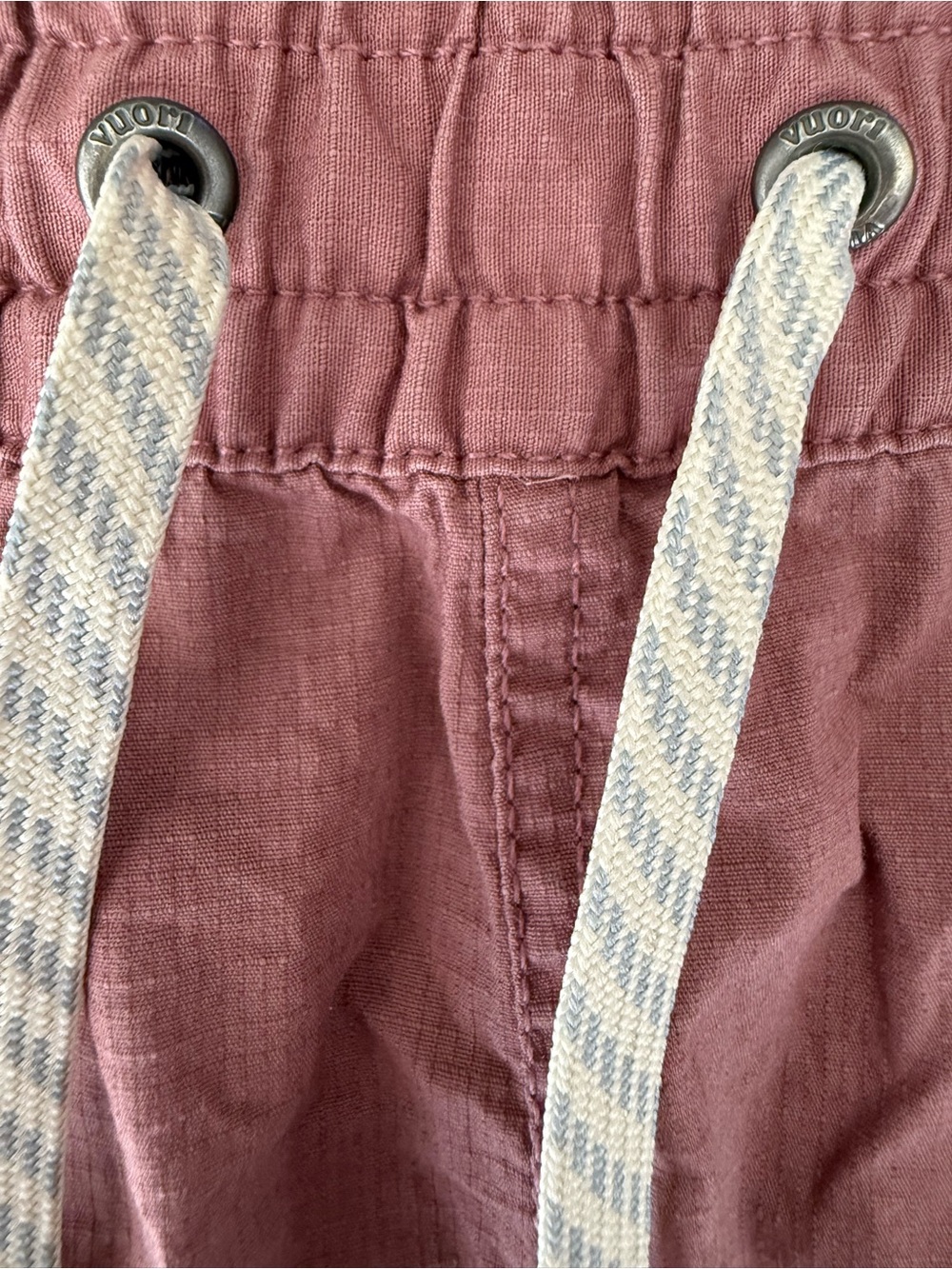Vuori Women's vintage ripstop Athletic Shorts - Dusty Mauve pink Sz M - Picture 6 of 14